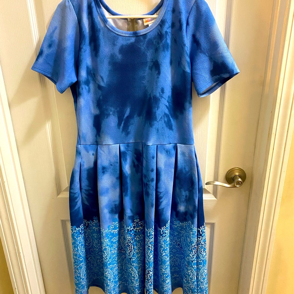 Beautiful xl lularoe dress with pockets